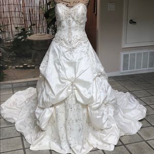 Alfred Angelo Wedding dress